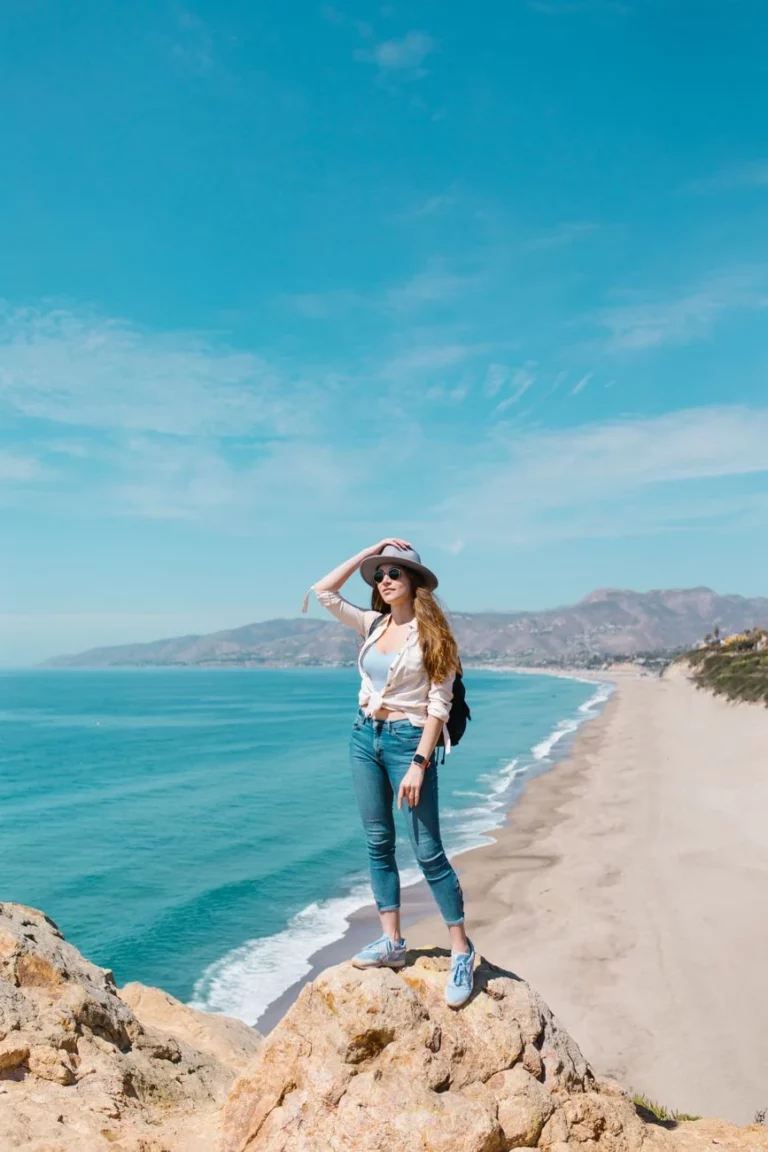 2026 Travel Planning Playbook: Intent-First Destinations, Smarter Itineraries, and Budget-to-Luxury Control
