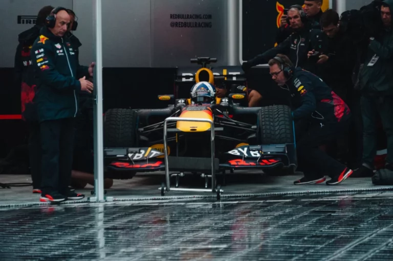 Antonelli ‘walks over water’ for win that will go down in F1 folklore