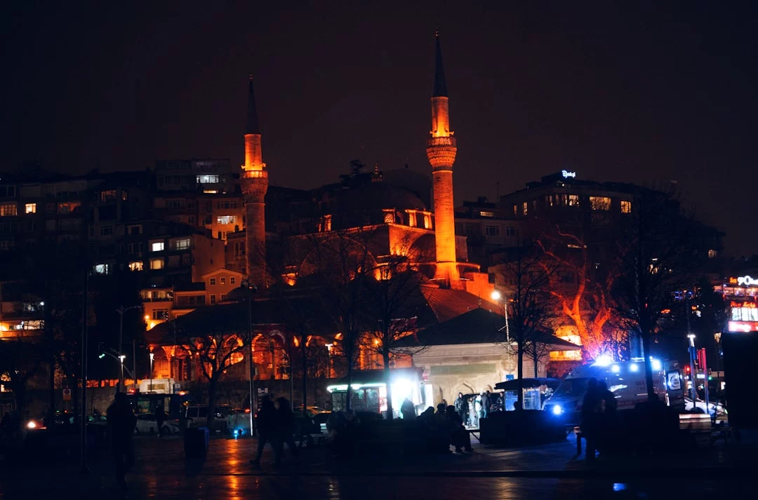 Kadın kılığında firar! 8 yıl boyunca bu yöntemle saklanmış