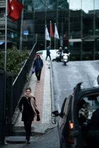 Sosyal Medya Paylaşımları Sonrası Tutuklama: Vanlı Kara Haydar Olayında Eşin Van'a Sevki
