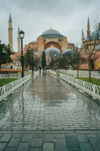 19 Ekim 2026 İstanbul'da Okullar Tatil mi? Valilikten Açıklama Var mı?
