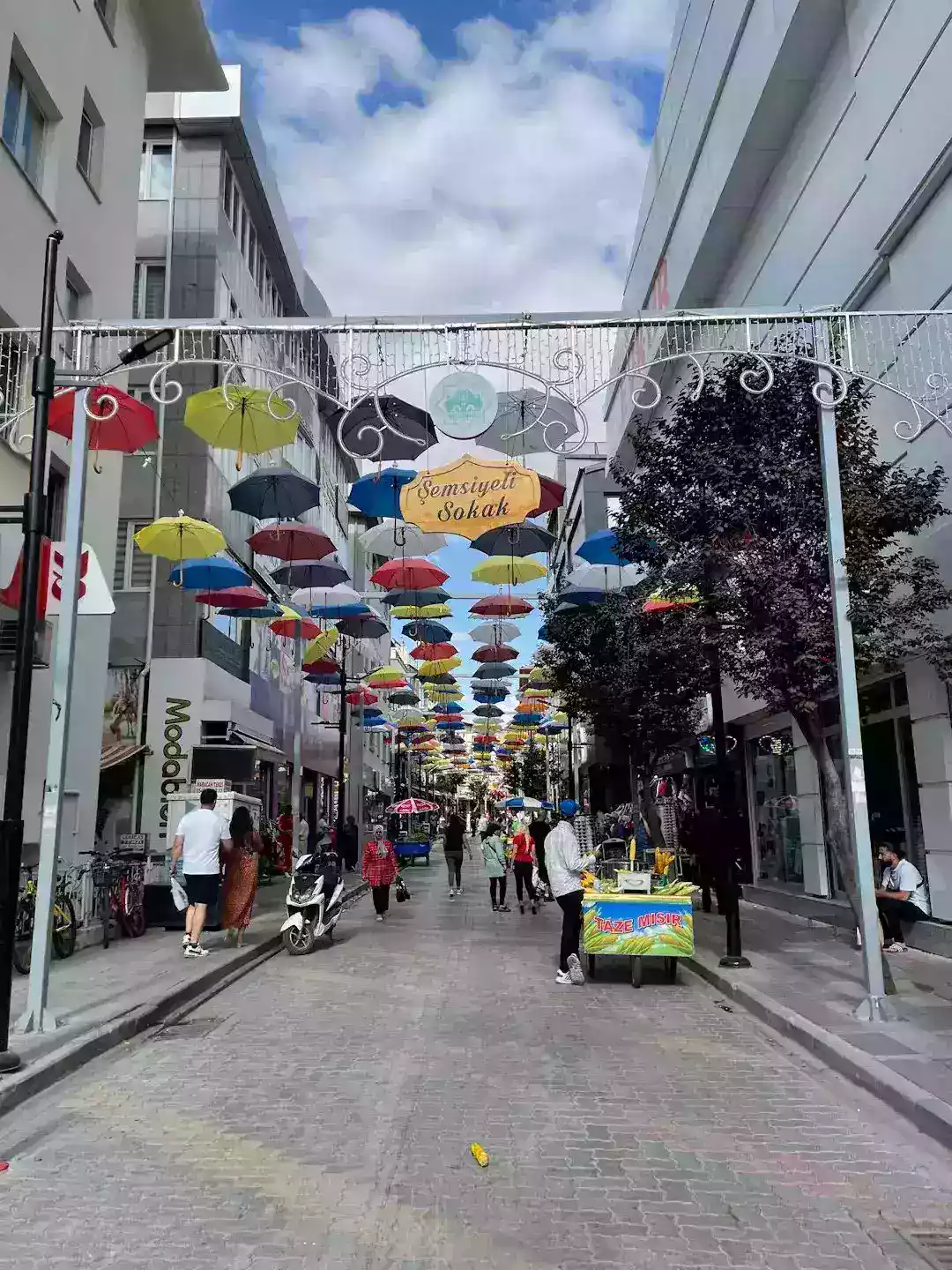 2 Ekim 2026 Okullar Tatil mi? Bugün Okullar Var mı, Yok mu? Valilik Açıklaması Ne Söylüyor?
