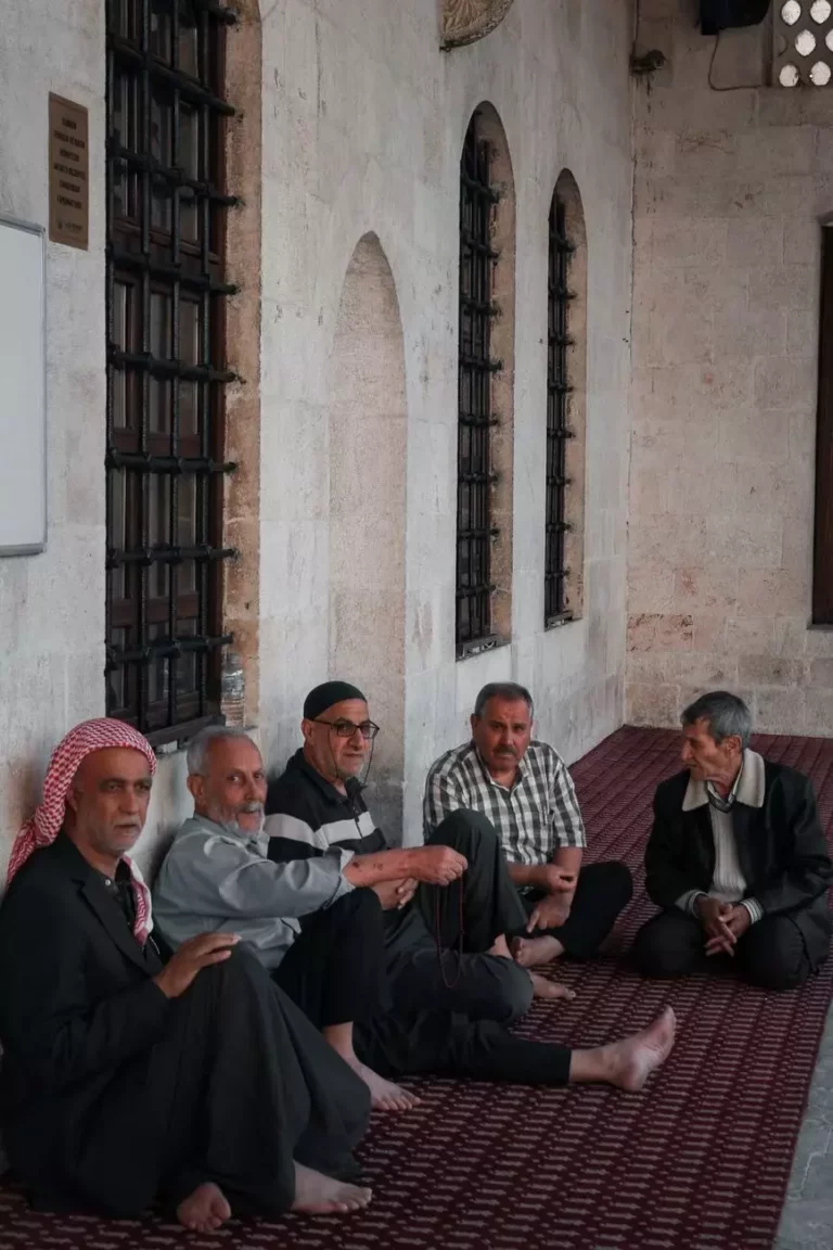 Diyanet Cuma Hutbesi Konusu ve PDF Metni (2 Ekim 2026): Camilerin Sosyal Hayatla Bağı
