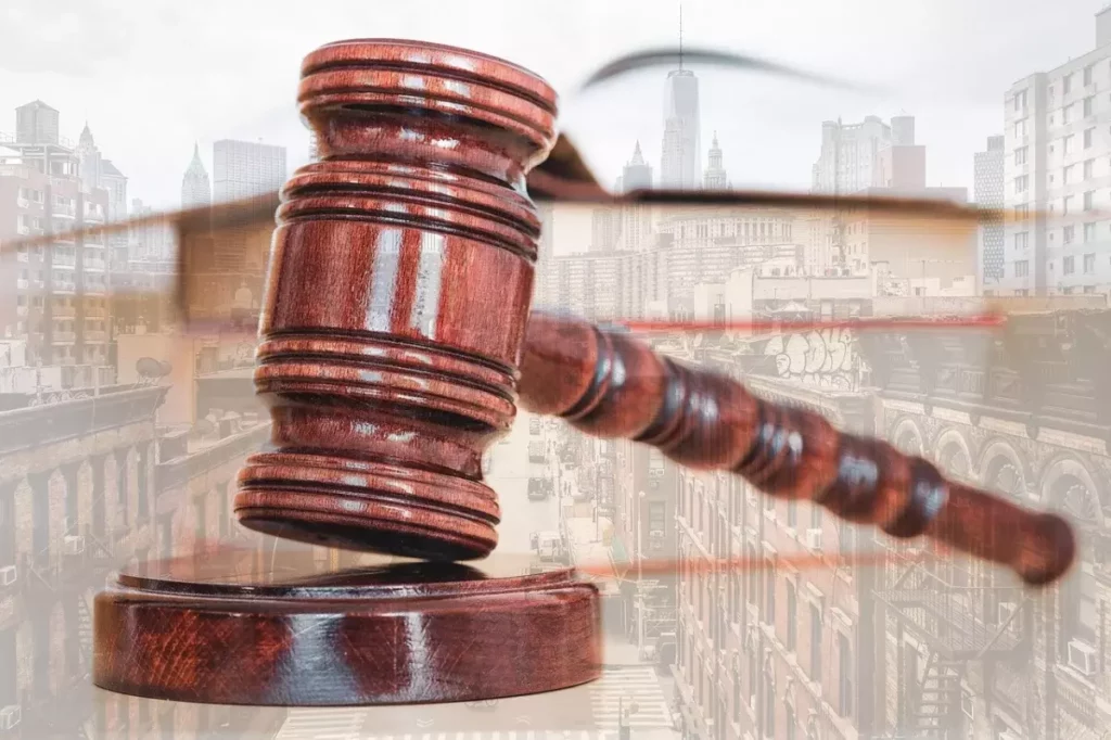 İBB yolsuzluk davasında 94. duruşma yarına ertelendi