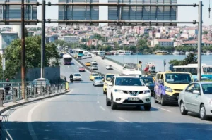 İstanbul'da 29 Ekim kutlamaları nedeniyle bazı yollar kapatıldı